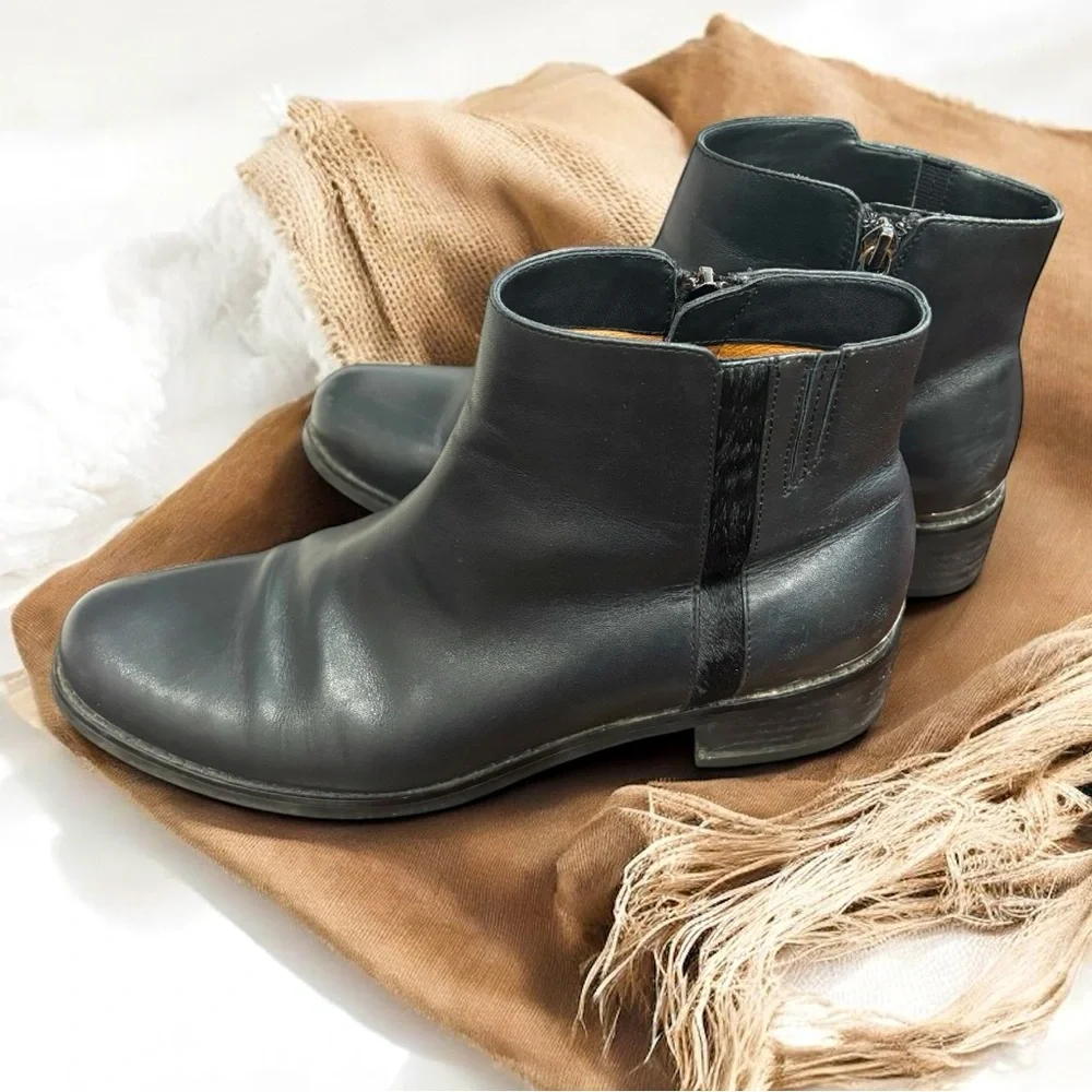 BLONDO (7W) AquaProtect Black Leather Ankle Booties Cowhair Waterproof Zipper - Picture 16 of 16